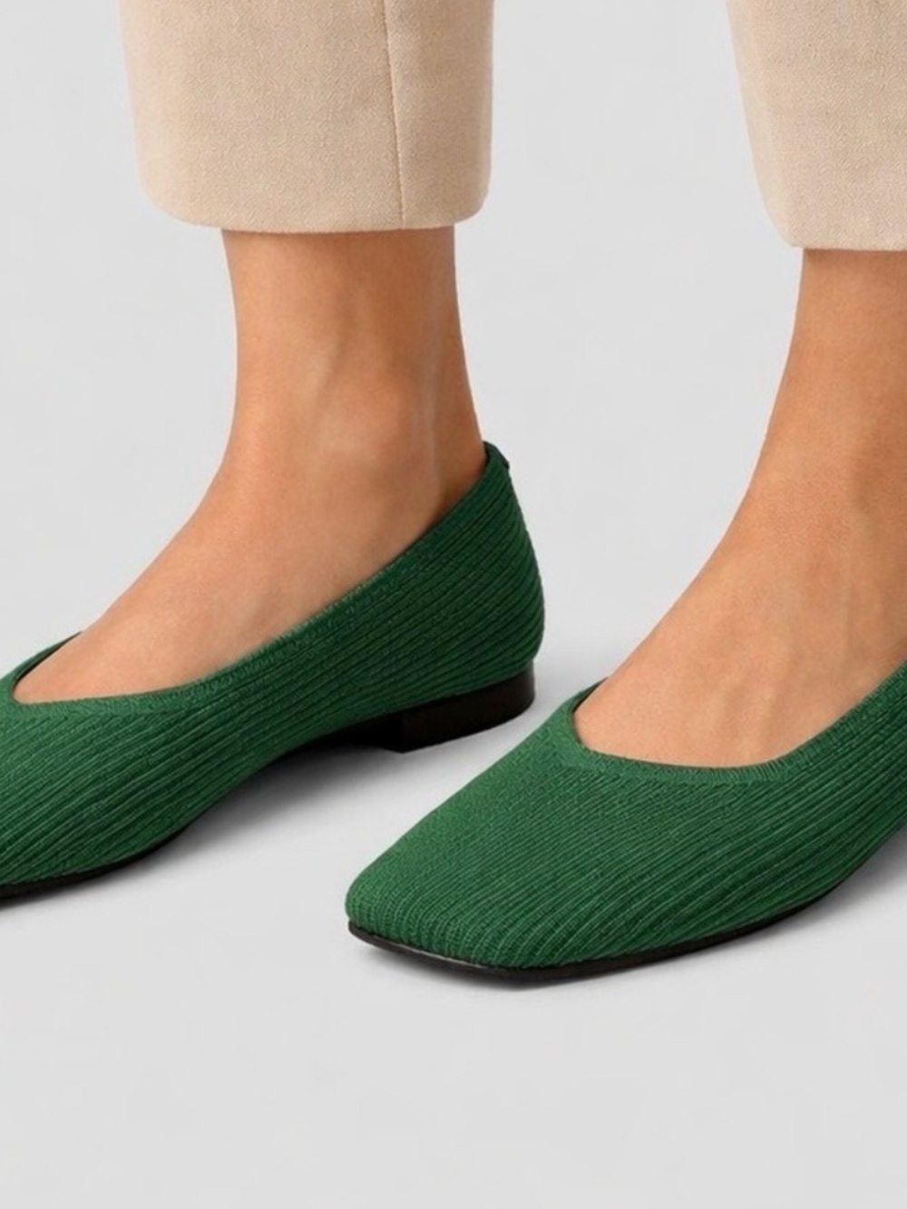 Vivaia Margot Square Toe V Cut Ribbed Forest Green Flats size 7-8.5/EU38 EUC